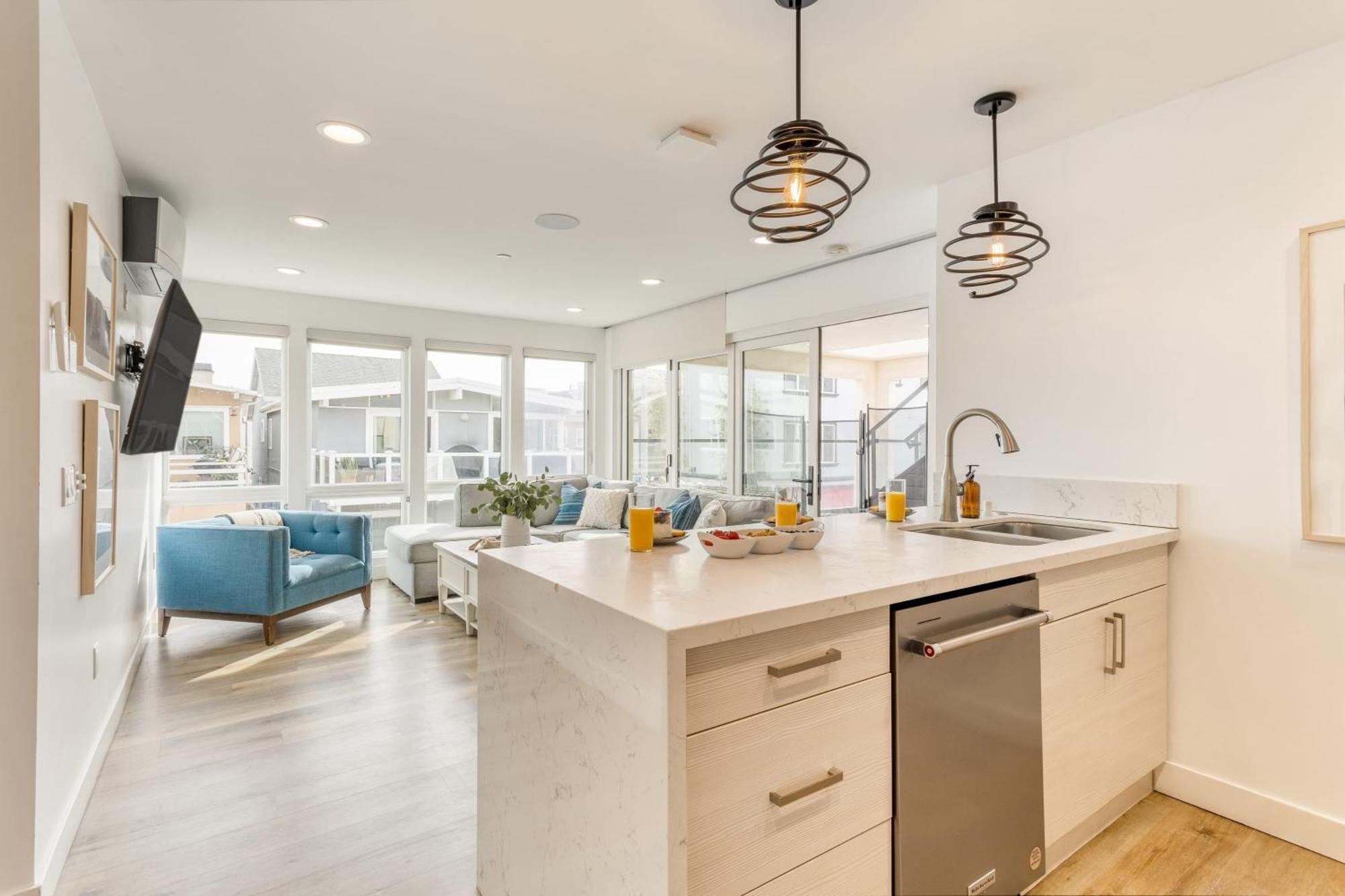 Velvet Sand Buyout By Avantstay Steps To Newport Beach Sleeps 22 Exterior photo
