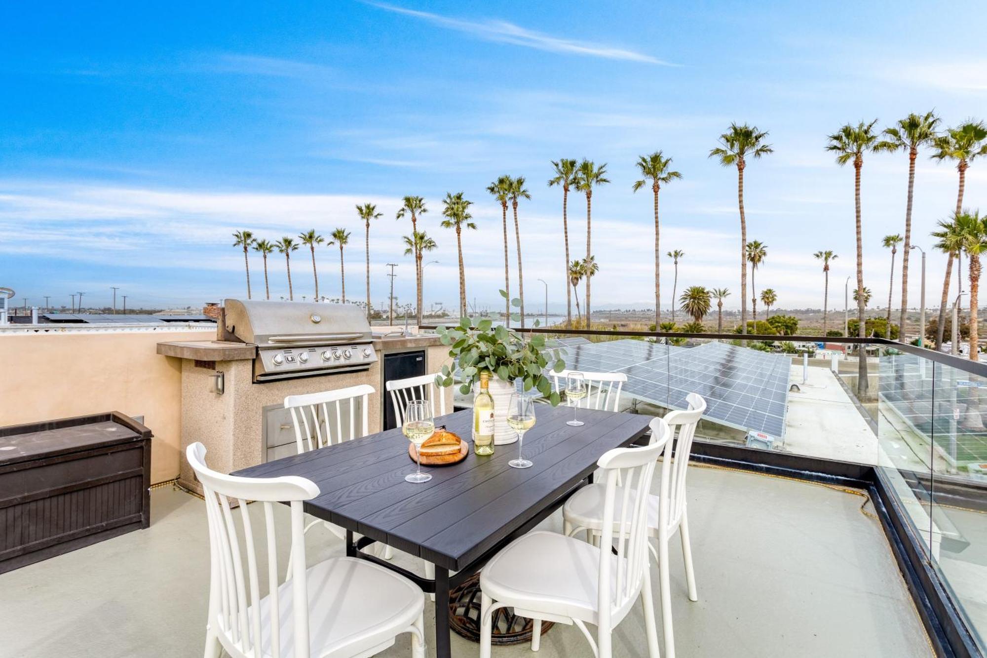 Velvet Sand Buyout By Avantstay Steps To Newport Beach Sleeps 22 Exterior photo